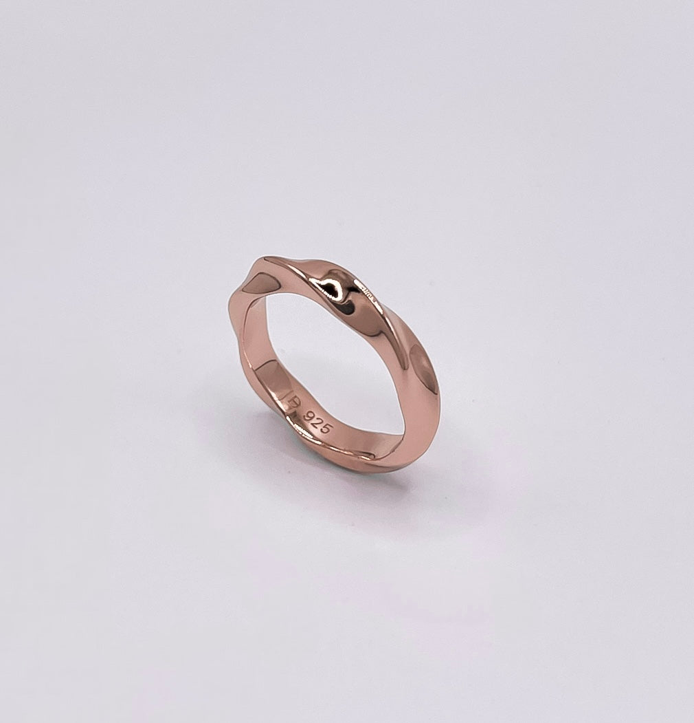 Infinity Curve Ring